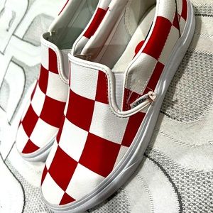 Vans new with tags Leather red and white checker slip on size 9